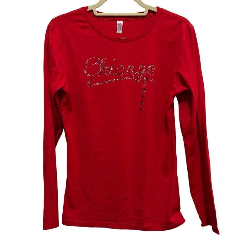 Chicago - Alstyle graphic tee - size XL (fits like a small) NWT